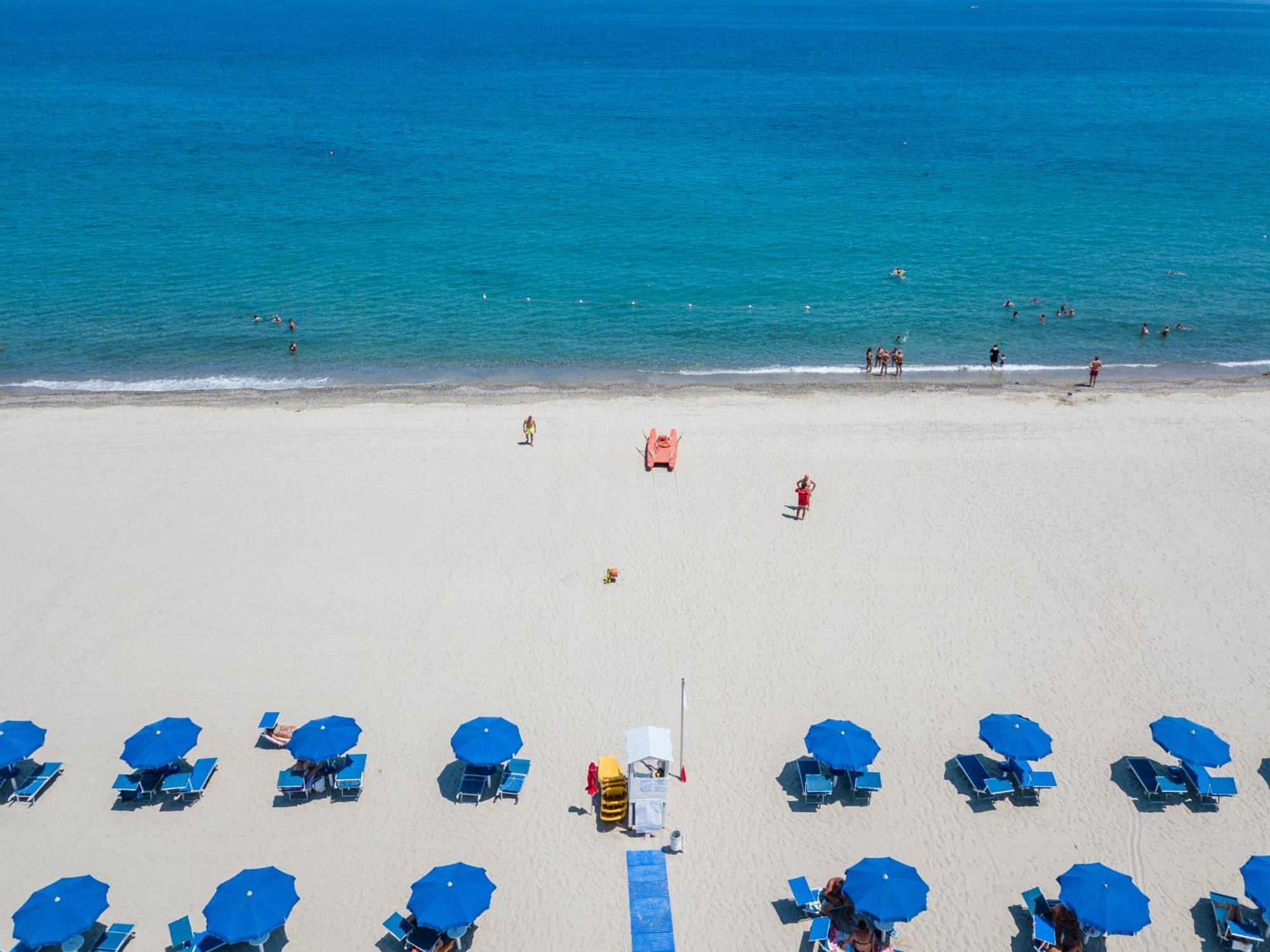 Le Dune Beach Club Мессина Экстерьер фото